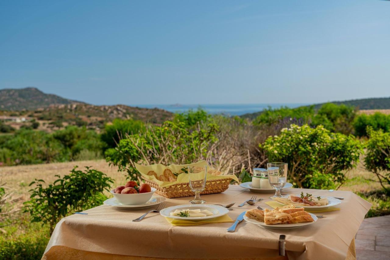 Borgo Alba Barona Turismo Rurale Golfo Aranci Buitenkant foto