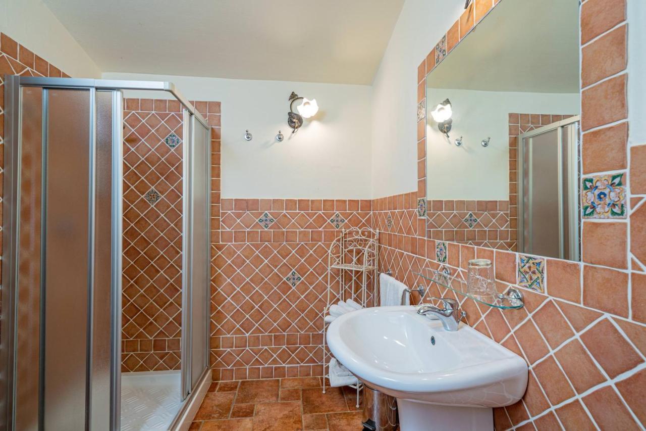 Borgo Alba Barona Turismo Rurale Golfo Aranci Buitenkant foto