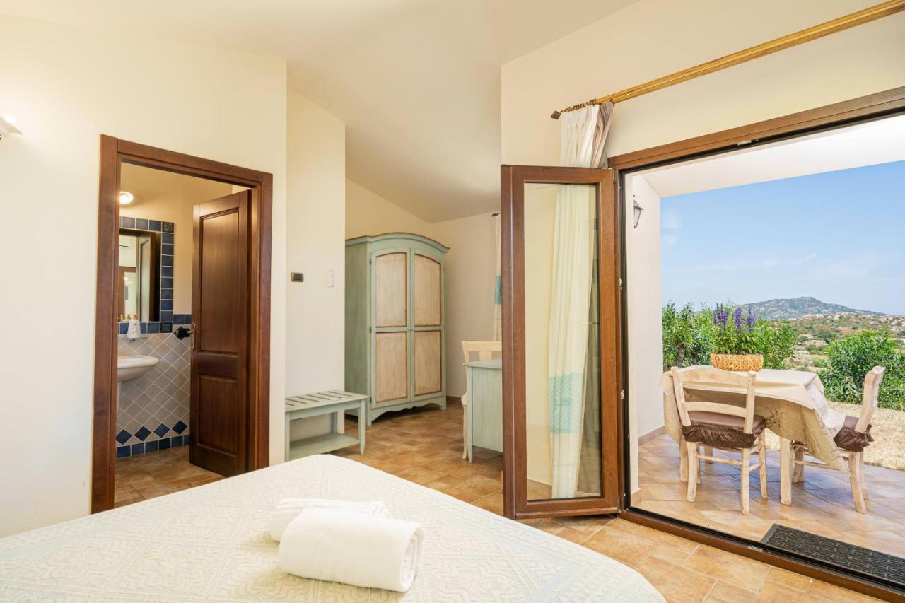 Borgo Alba Barona Turismo Rurale Golfo Aranci Buitenkant foto