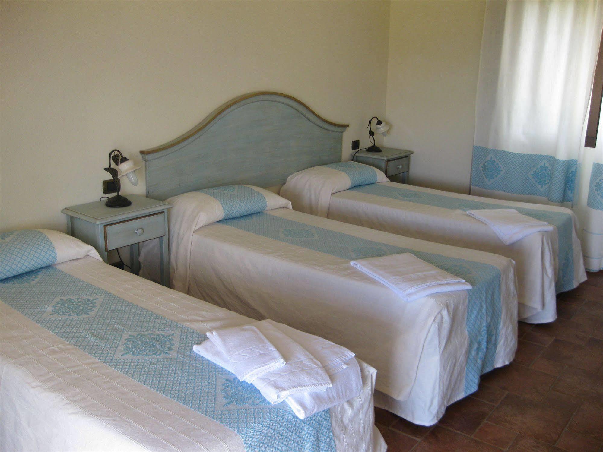 Borgo Alba Barona Turismo Rurale Golfo Aranci Buitenkant foto