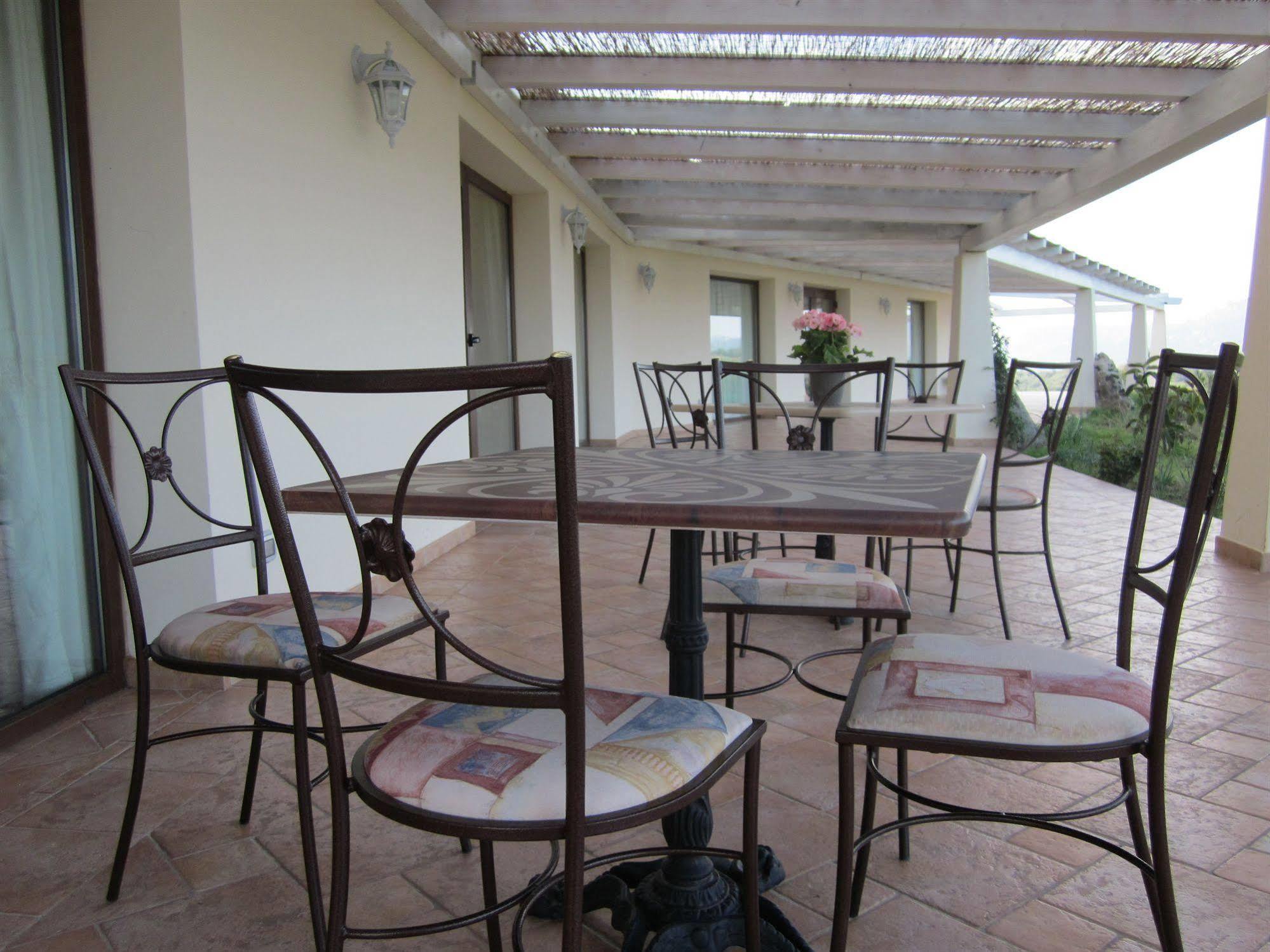 Borgo Alba Barona Turismo Rurale Golfo Aranci Buitenkant foto